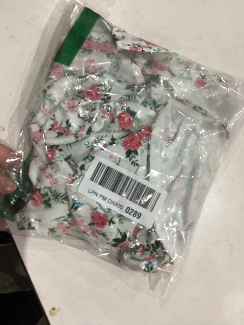 Condition photo showing Good Condition for Floerns Women's Cut Out Backless Sleeveless Shirred Floral A Line Short Dress Small White