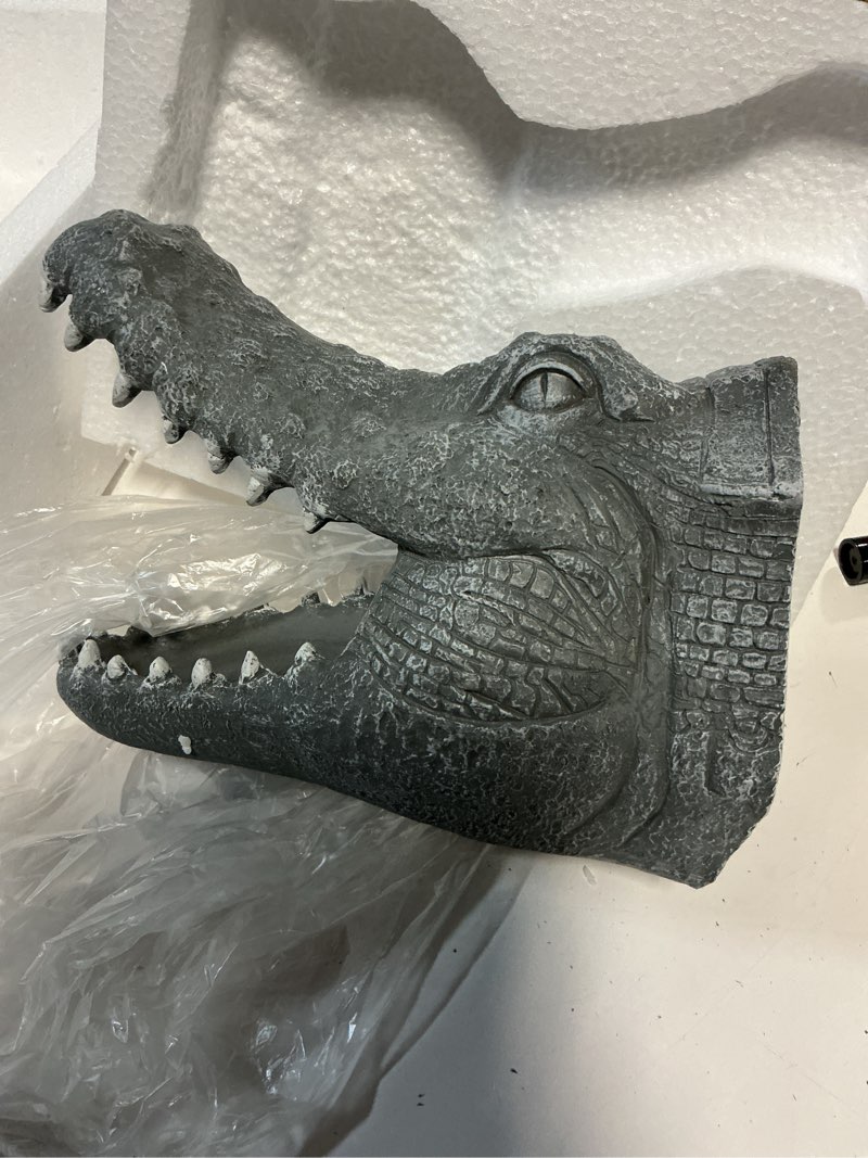 Condition photo showing Good Condition for crocodile head gutter guardian downspout statue, splash block anchor for downspout extension, the reptile garden down spout decor sculpture - suitable for downspout below 2.5” x 3”