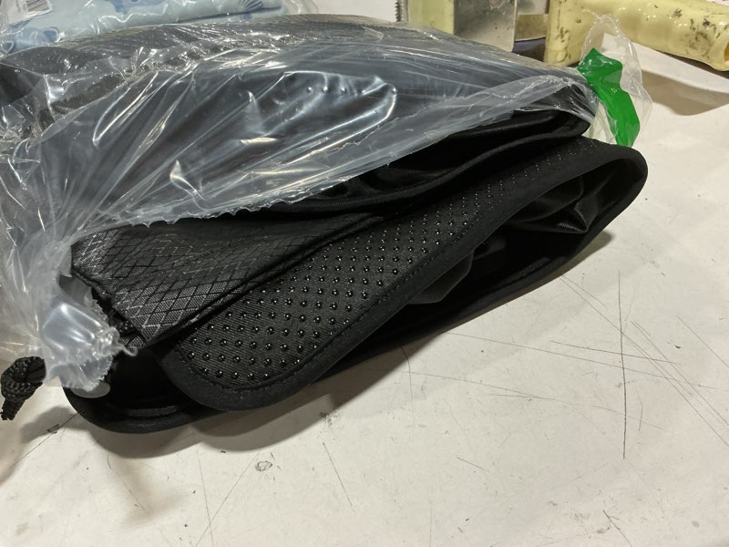 Condition photo showing Good Condition for sondor travel cushion,portable & adjustable airplane seat cushion for long flights,inflatable cushion for wheelchair, travel,driving round+black
