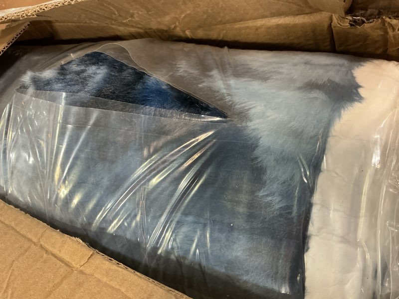 Condition photo showing New/Like New for daico 3 pieces fluffy faux rabbit fur comforter set king size tie dyed navy plush fuzzy bubble comforter bedding set warm cozy bedding comforter sets for winter, 1 comforter and 2 pillowcases tie dye-navy king