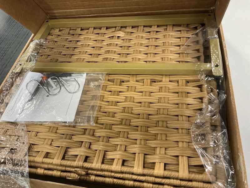 https://lotting-media.assets.bidfta.com/lotting_5a1fae90-bbdd-477a-818e-c1de384baee5