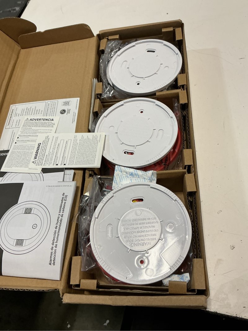 Condition photo showing New/Like New for Kidde Hardwired Smoke & Carbon Monoxide Detector for Home, 10-Year Battery Powered, LED Notifications, 3-Pack 3 Pack