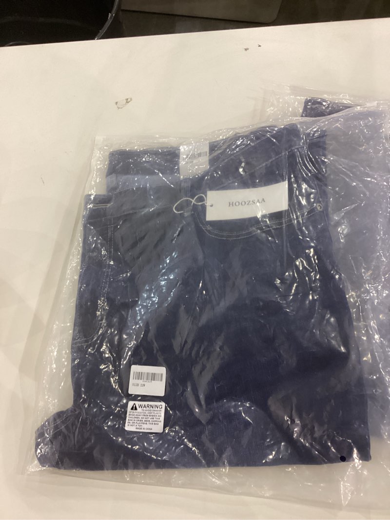 Women’s Jeans  22W