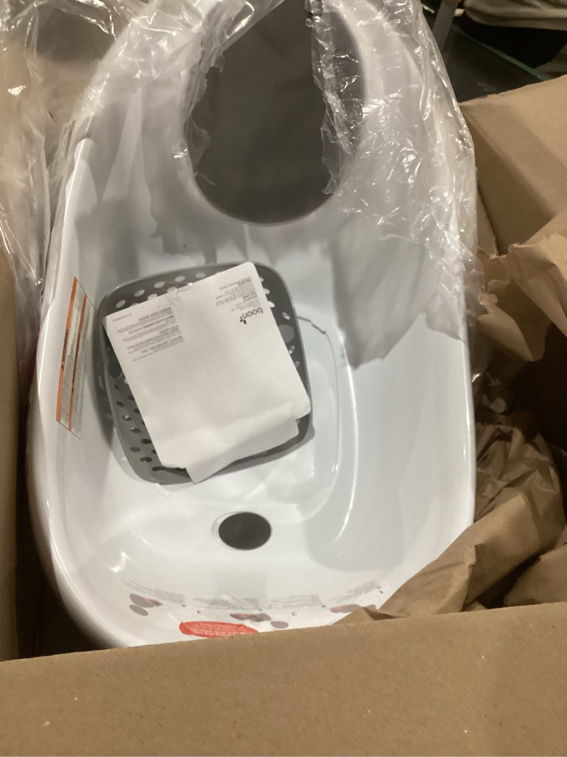Condition photo showing Good Condition for boon soak 3 stage baby bathtub - baby bath tub with three support positions for newborn to toddlers - color changing drain plug for ideal bath temperature - gray - ages 0 to 18 months and up white 1 count (pack of 1)