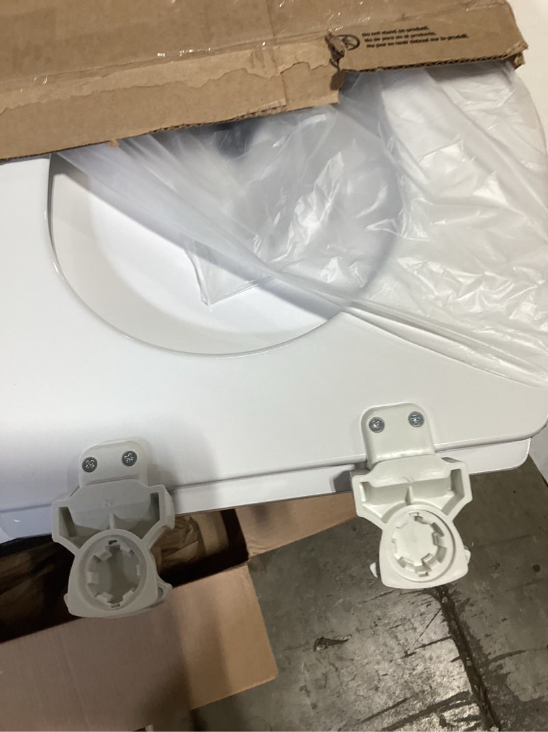 Condition photo showing New/Like New for Bemis 1500EC 390 Lift-Off Wood Elongated Toilet Seat, Cotton White (Pack of 1)