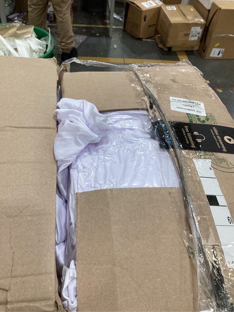 Condition photo showing As Is for 10 Pack White Round Tablecloths, 120 Inch Stain Resistant and Wrinkle Polyester Fabric Washable Table Clothes Cover for Kitchen Dining, Wedding, Reception Banquet, Birthday Party, Buffet Restaurant White 120 In Round, 10 Pack