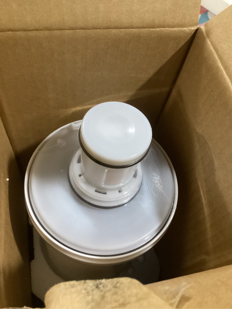 Condition photo showing Good Condition for 100186 water filter compatible with amway espring replacement filters?used continuously for 1 year or 5000 liters. 100186 water filter comes with instruction manual and saves costs
