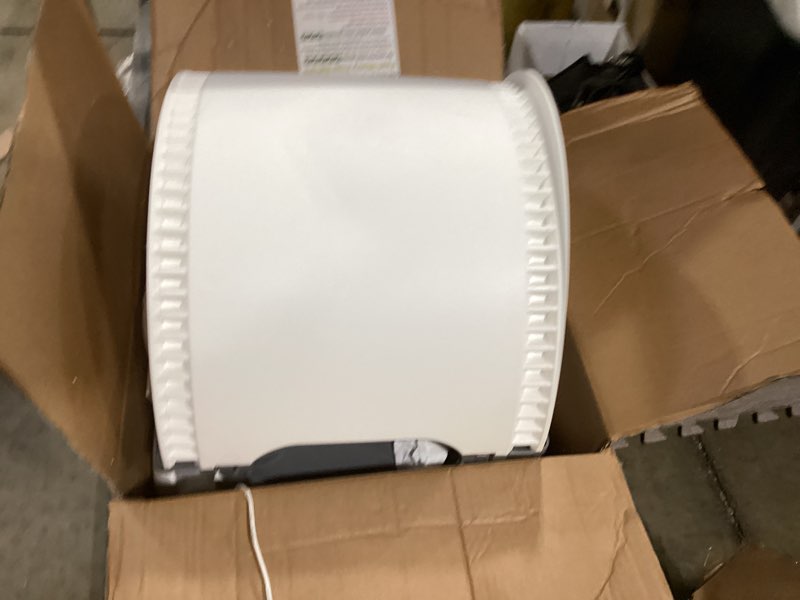 Condition photo showing Good Condition for lohhuby automatic cat litter box self cleaning - app control, open-design, smart health monitor, sui