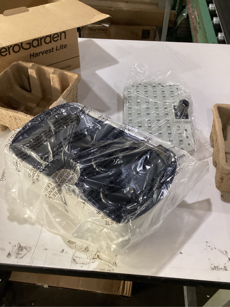 Condition photo showing New/Like New for AeroGarden Harvest Lite in Cream, Soil-Free Indoor Hydroponic Garden with LED Grow Light for Year-Round Gardening of up to 6 Herbs and Vegetables Cream Harvest Lite