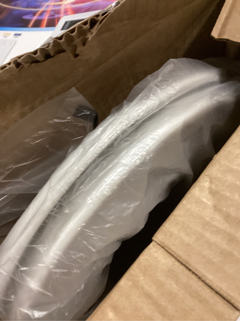 Condition photo showing Good Condition for BEMIS 500EC 390 Toilet Seat with Easy Clean & Change Hinges, 1 Pack Round, Cotton White