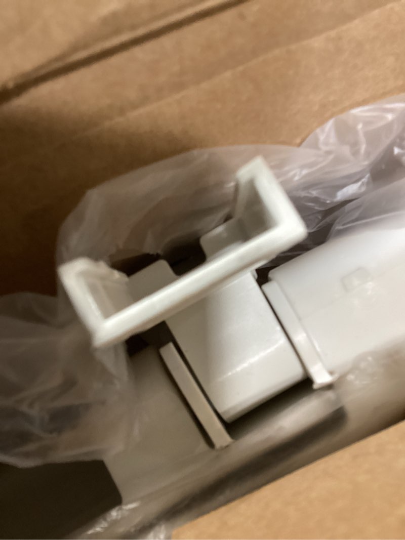 Condition photo showing Good Condition for bemis aurora slow close toilet seat, easy clean hinges and adjustable perfect fit plastic seat, made in usa, elongated, white elongated white