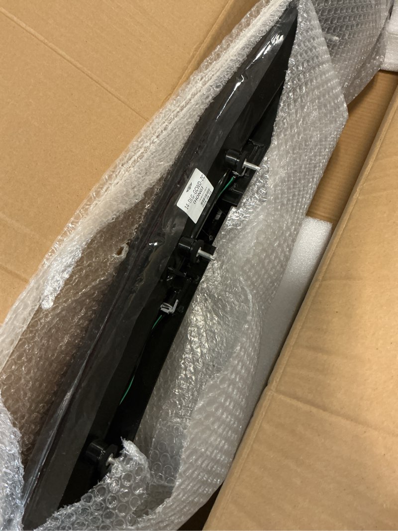 Condition photo showing Good Condition for Liftgate Center Tail Light Rear Lamp Assembly Compatible with Dodge Durango 2014-2023 Liftgate Lamp w/Camera Hole 68453659AA