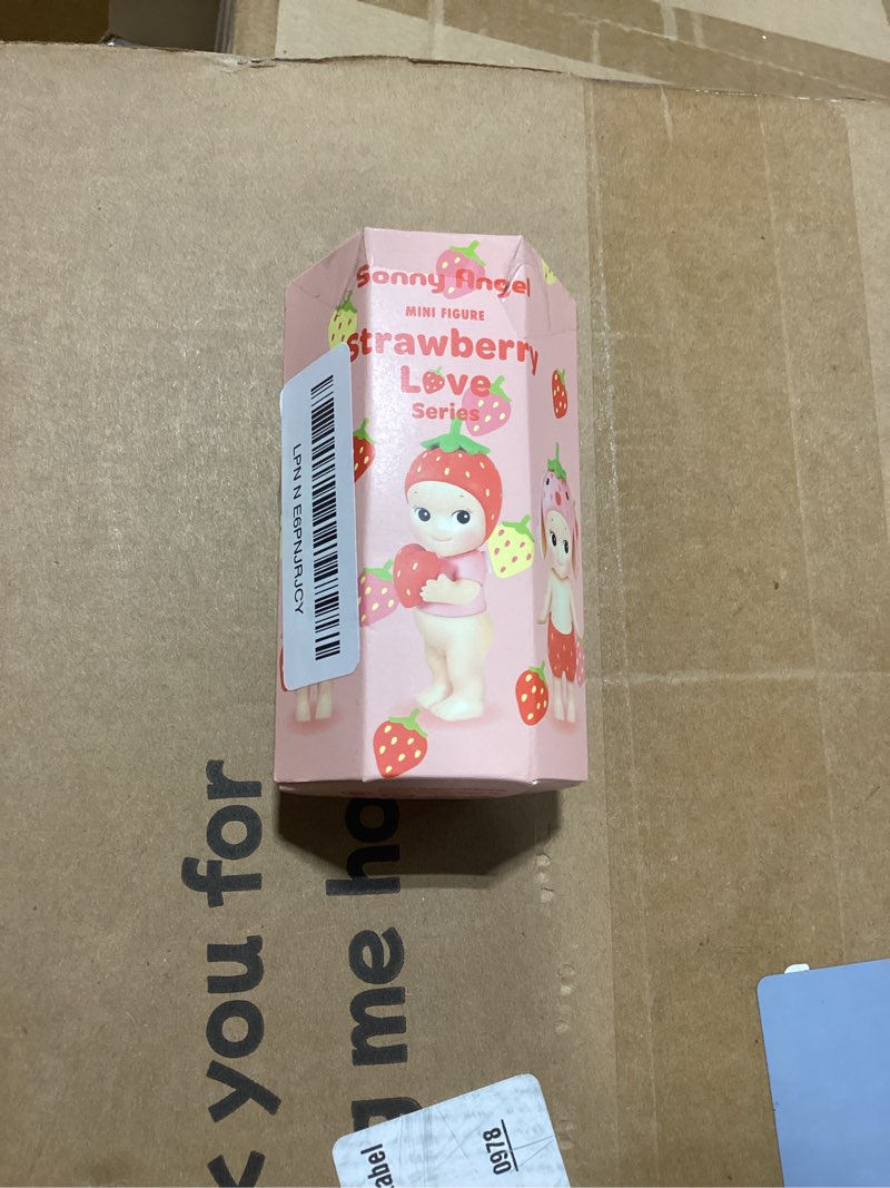 sonny angel strawberry love series - 1 sealed blind box - one assorted
