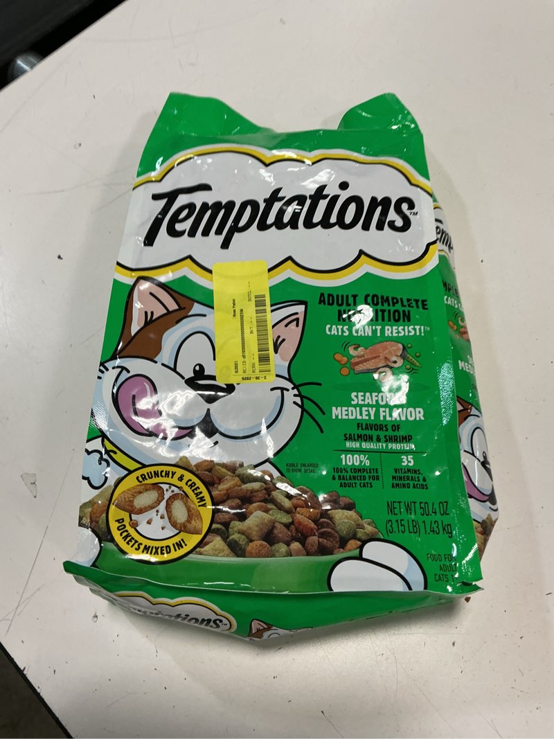 Condition photo showing Good Condition for ( bb/02/04/2026) temptations dry cat food, seafood medley flavor, adult cat food dry recipe, 3.15 lb. bag