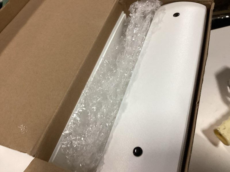 Condition photo showing Good Condition for Henoyso 6 Pcs Plastic 2'' Mini 3 Ring Binders, 375 Sheets Capacity Fits 5.5 x 8.5 Paper, Small White Flexible Three Round Rings View Binders Bulk for School, Office Use, Photo Album Pages White 2 Inch