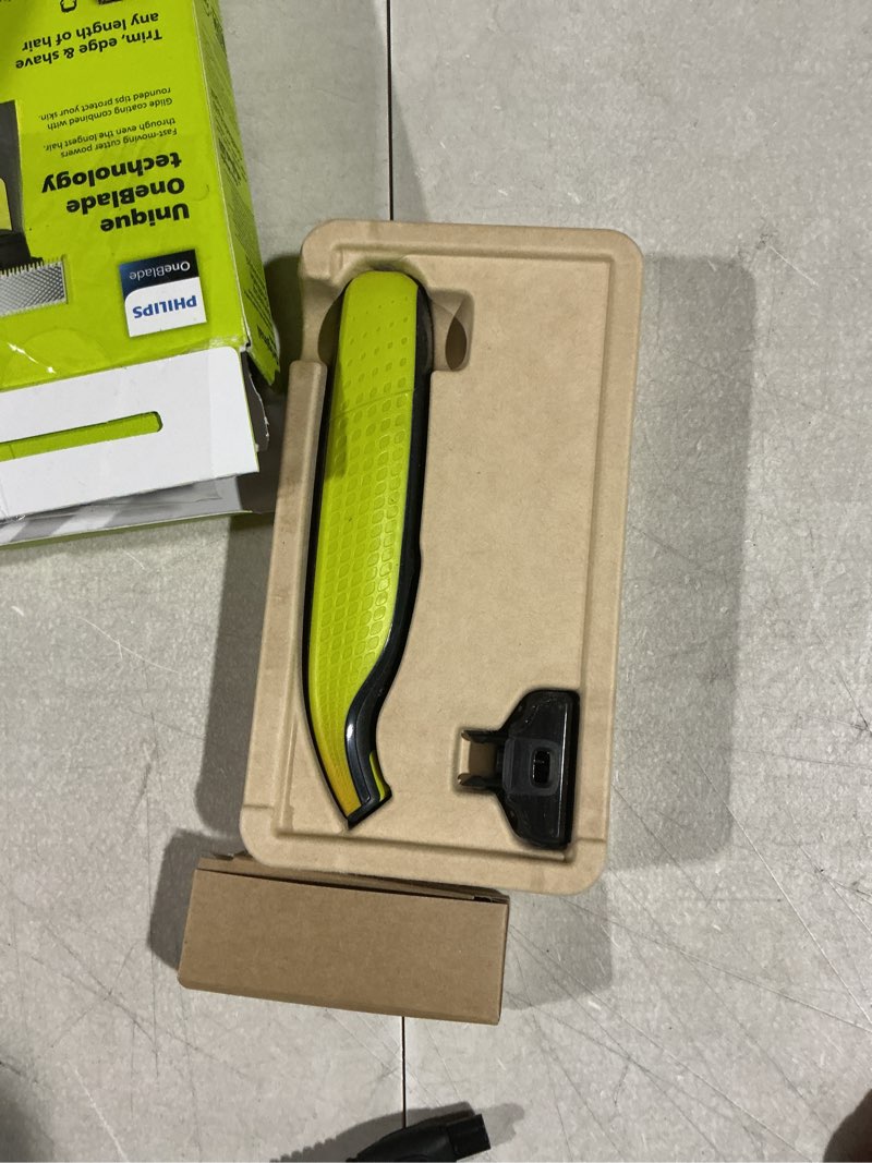 Condition photo showing As Is for Philips OneBlade Hybrid Electric Trimmer and Shaver, QP2520 Face