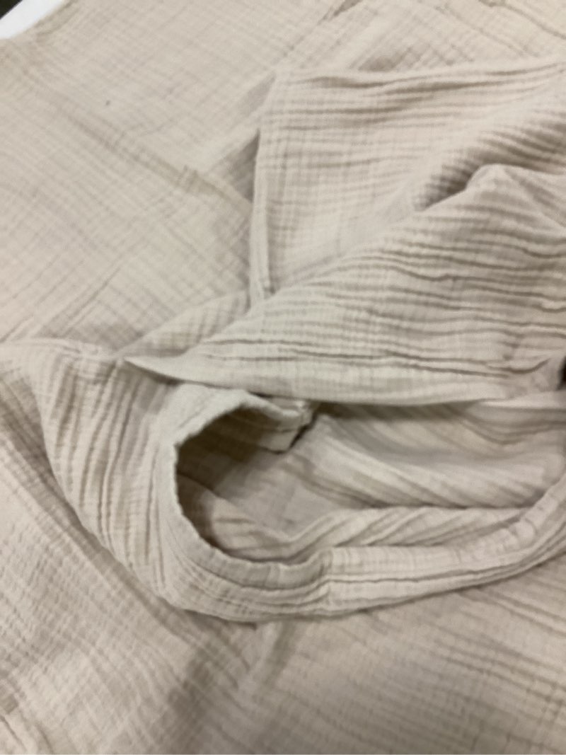 Condition photo showing Good Condition for king shams 2- cream color
