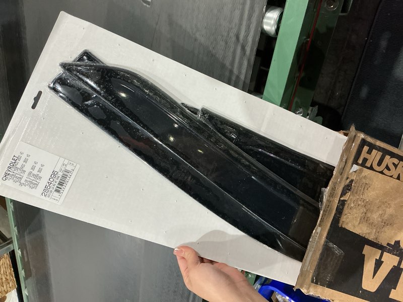 Condition photo showing Good Condition for husky liners low profile ventvisor rain guards | fits 2020-2026 chevrolet silverado 2500/3500 hd, gmc sierra 2500/3500 hd, double cab | front & rear, 4-pc smoke - 2854096