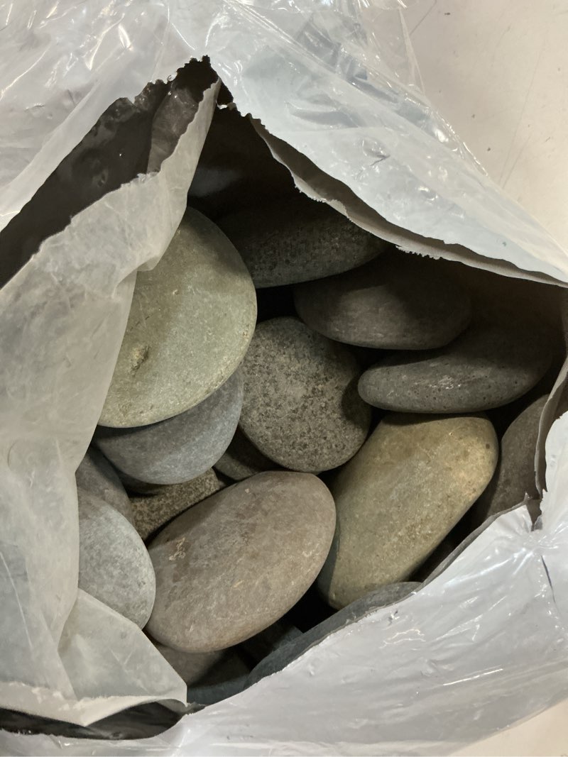 Condition photo showing Good Condition for 40 Pcs Large Rocks for Painting 25pcs 2-3” & 15pcs 3-4” River Rocks for Painting Natural Flat & Smooth Rocks for Painting for Kids & Adult Craft Gift