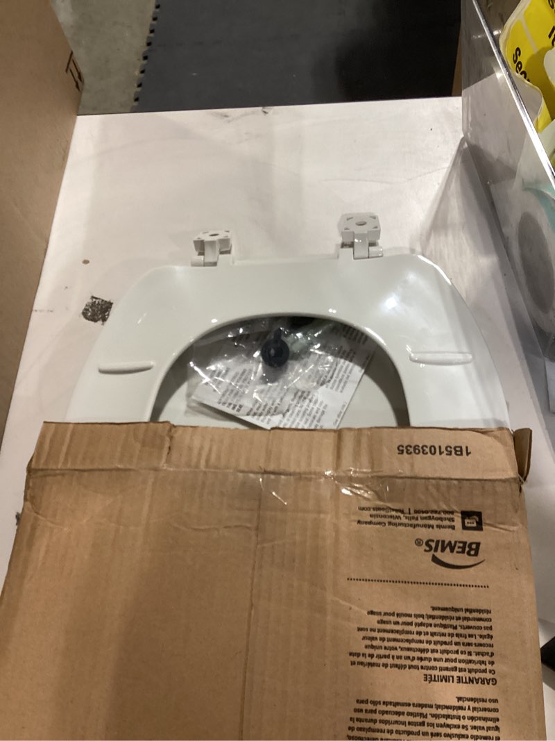 Condition photo showing Good Condition for bemis 170 durable plastic toilet seat, elongated, white