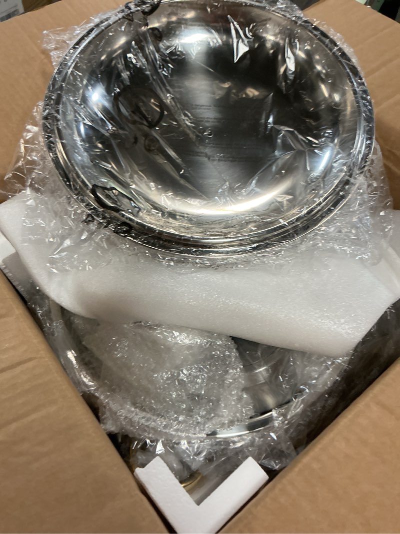 Condition photo showing Good Condition for Gold 4 Pack Chafing Dishes for Buffet, 18/8 (304) Stainless Steel Food Pan with Lid, 6QT Round Chafing Dish Buffet Set Food Warmer, Food Warmers for Parties Buffet Catering Events Dinners
