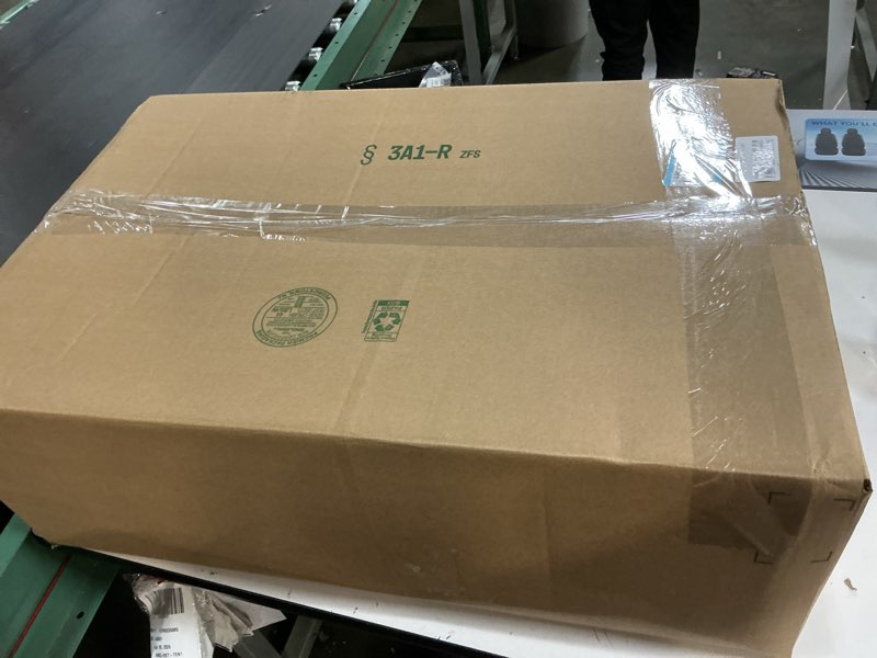 https://lotting-media.assets.bidfta.com/lotting_5a923a62-acb4-4bac-8289-12fffb51f46c