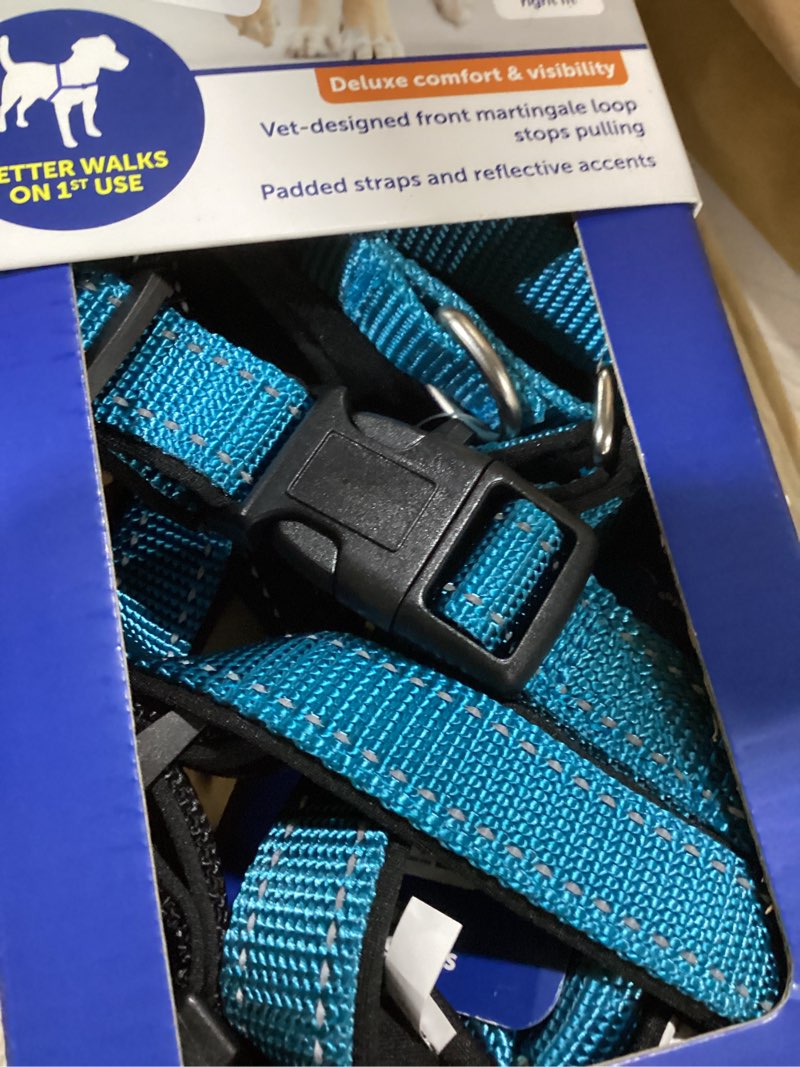 Condition photo showing Good Condition for petsafe easy walk deluxe dog harness, no pull dog harness – perfect for leash & harness training – stops pets from pulling and choking on walks – medium, ocean medium (pack of 1) ocean