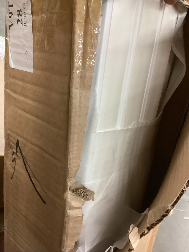 Condition photo showing Good Condition for Pangda Peel and Stick Wall Molding Kit Flat Wall Molding Kit for Living Area Decor Premade Wainscoting Panels Accent Panel for Home, Office, Hallway, Dining Room(Classic Style)