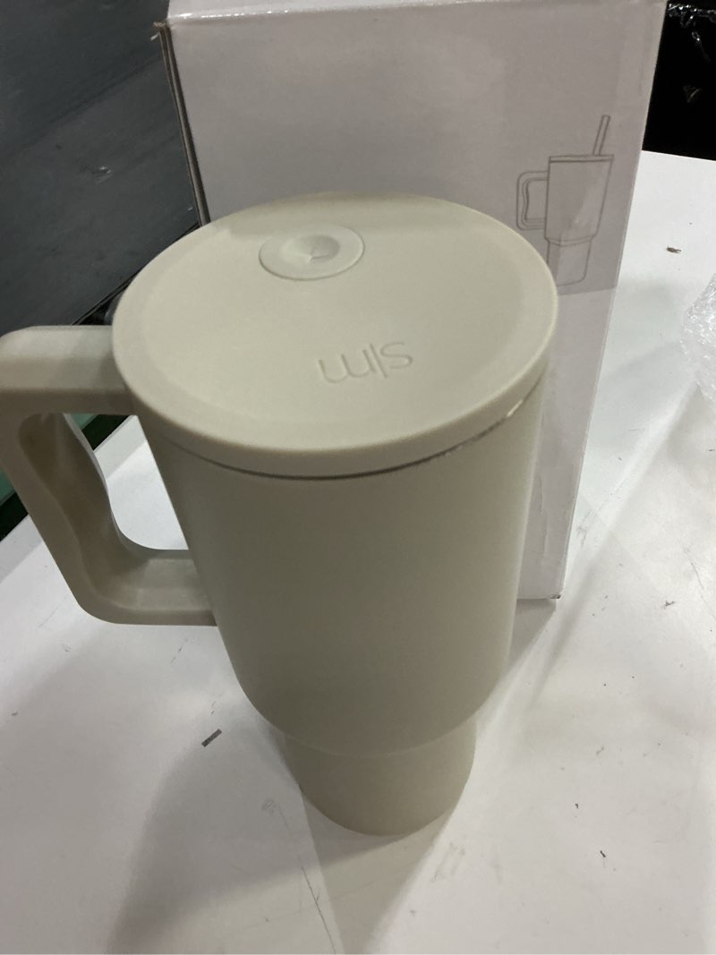 Condition photo showing Good Condition for simple modern 30 oz trek tumbler with handle and straw lid | cup holder friendly insulated stainless steel travel mug | almond birch -almond birch 30 ounces