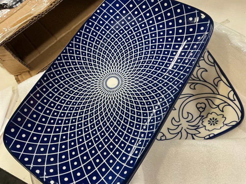 Condition photo showing Good Condition for selamica ceramic rectangular salad plates set, dinner plate 9.4 inch dessert plates for party entertaining, small serving plates for appetizers, sushi, fruit, set of 4, vintage blue vintage blue 9.4 inch, set of 4