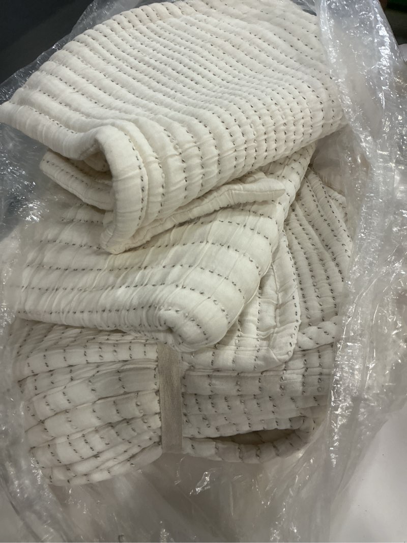 Condition photo showing Good Condition for quince, organic cotton channel stitch coverlet  set of 3 pcs/undyed