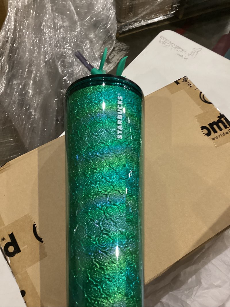 Condition photo showing New/Like New for starbucks cups 24oz 4pc (green marmaide cups )