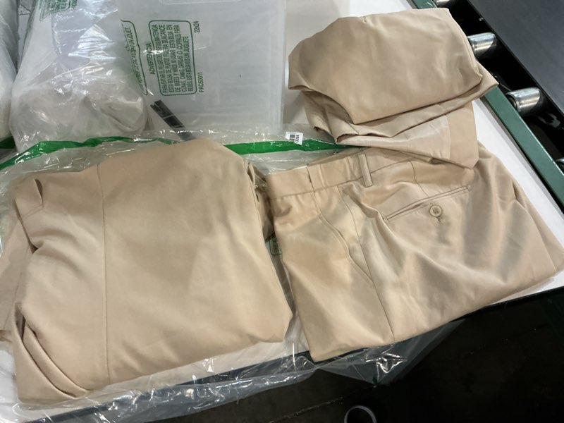 Condition photo showing Good Condition for wangyue mens suit 3 piece slim fit suit for men formal business suit wedding groom prom tuxedo dinner party large beige