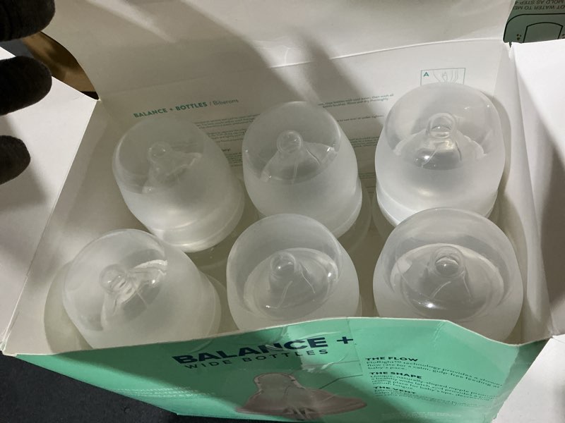 Condition photo showing New/Like New for evenflo feeding premium proflo venting balance plus wide neck baby, newborn and infant bottles - helps reduce colic - 9 ounce (pack of 6)