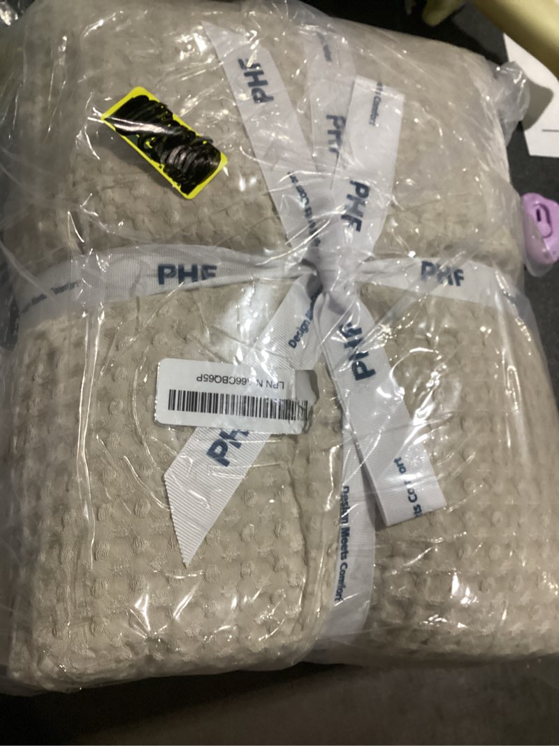 Condition photo showing Good Condition for similar to stock product… phf lightweight waffle weave blanket queen size, breathable & ultra soft, 90\"x 90\" soft & cozy thin blanket for all season & hot sleepers, bed, home decor - light tan queen(90\"x90\") light tan