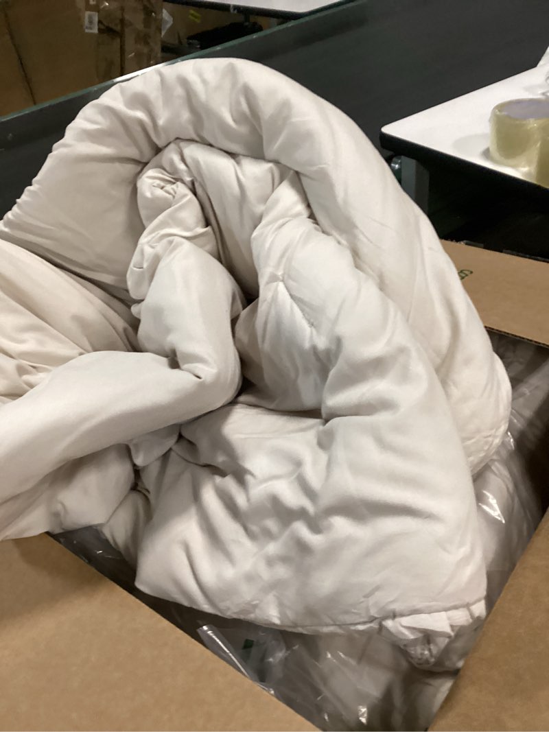 Condition photo showing As Is for (Similar)MUXHOMO 7 Pieces King Comforter Set, Soft Bed in a Bag King Size, All Season Bedding Set with Comforter, Flat Sheet, Fitted Sheet, Pillowcases & Shams, Beige King(104\"x 90\") 01 - Beige