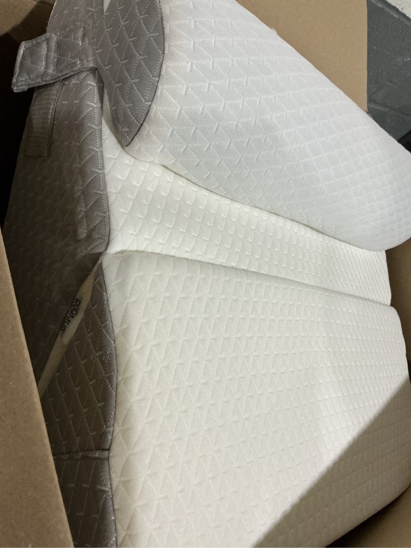Condition photo showing As Is for 3-piece memory foam wedge pillow set