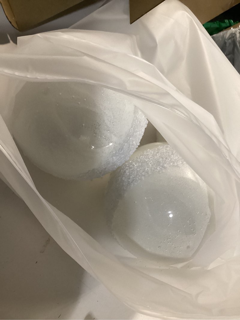 Condition photo showing Good Condition for Shappy 4 Pcs 6 Inch Large Christmas Tree Balls Ornaments Plastic Decorative Hanging Ornaments Decoration for Xmas Tree Garland Wedding Party Holiday(White)