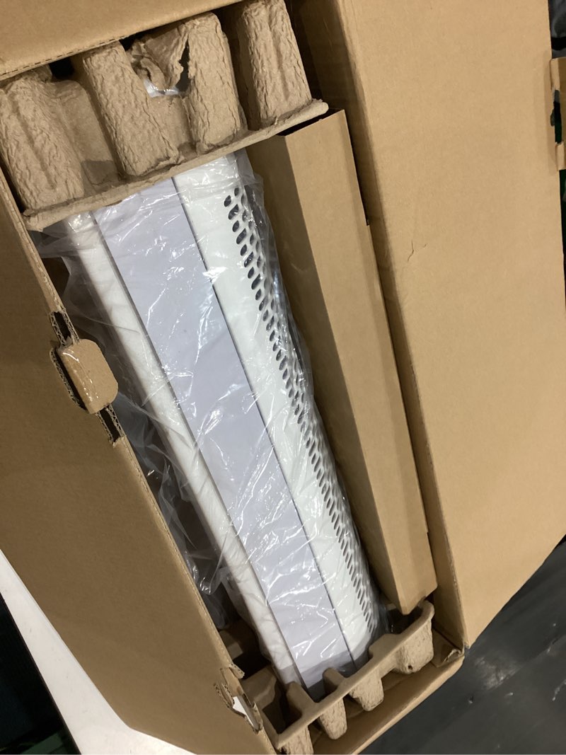 Condition photo showing Good Condition for shinic window fan with reversible airflow, 4 speeds, thermostat remote control, weather resistant, quiet window fan, 6 spacer blocks, fits 26.0" - 39.7" window, for home bedroom kitchen office, white