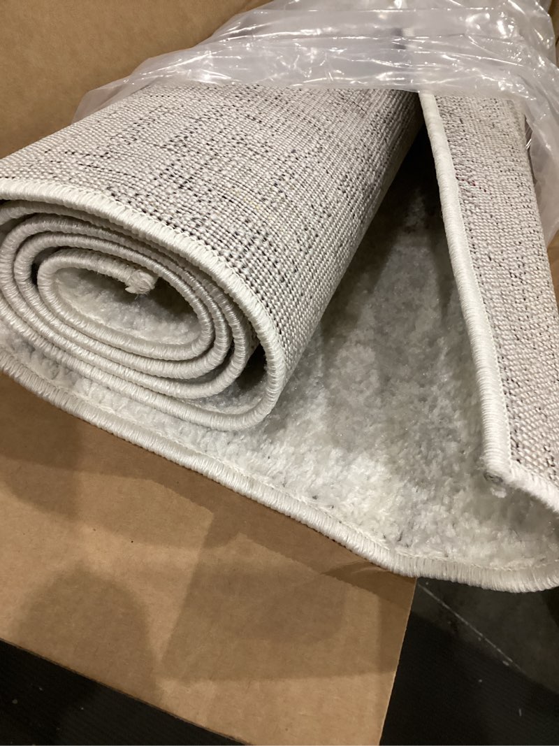 Condition photo showing Good Condition for jonathan y aya berber stripe geometric cream/gray indoor area rug, 4x6, contemporary, modern, easy-cleaning for living room, bedroom, kitchen, pet friendly, non-shedding (moh205a-4) cream/gray 4' x 6' (rectangular)