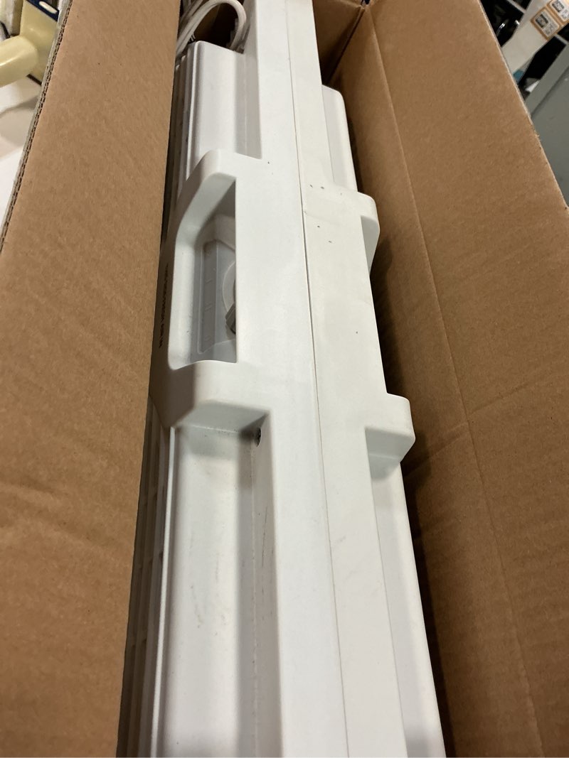 Condition photo showing As Is for Comfort Zone Twin Window Fan with Reversible Airflow Control, 9 inch, Auto-Locking Expanders, 2 Speed Fan, Dual Fan, Exhaust, Airflow 9.84 ft/sec, Ideal for Home, Kitchen, Bedroom & Office, CZ319WT White 9"