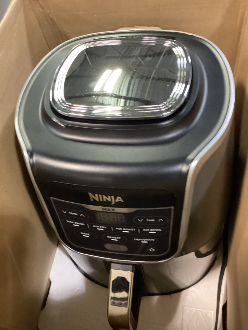 Condition photo showing Good Condition for Ninja AF161 Max XL Air Fryer that Cooks, Crisps, Roasts, Bakes, Reheats and Dehydrates, with 5.5 Quart Capacity, and a High Gloss Finish, Grey Grey 5.5 QT MAX