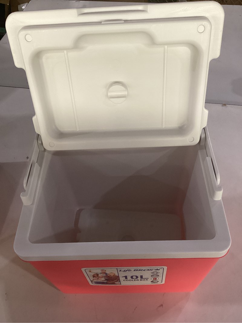 Condition photo showing Good Condition for 11qt 19qt insulated portable cooler leak-proof ice chest lunch box hard coolers with extra ice pack for bbq, camping, pincnic red 11qt