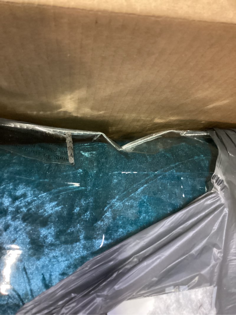 Condition photo showing Good Condition for Comfort Spaces Juliette Luxe Comforter Set Velvet Lush with Soft Brushed Microfiber Reverse, All Season Cozy Velvet Bedding Sets, Fluffy Comforter Bed Set, Matching Sham, Teal King 3 Piece Teal Comforter King