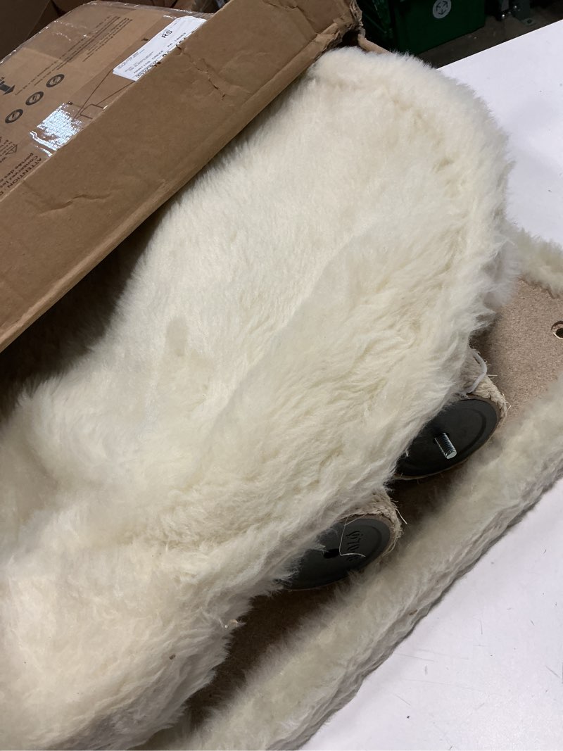 Condition photo showing Good Condition for trixie baza xxl cat scratching posts, indoor cat furniture with plush hammock, jute scratcher posts and dangling toy ball, 18.1" l x 18.1" w x 19.7" h, cream cream 18.1" x 18.1" x 19.7"