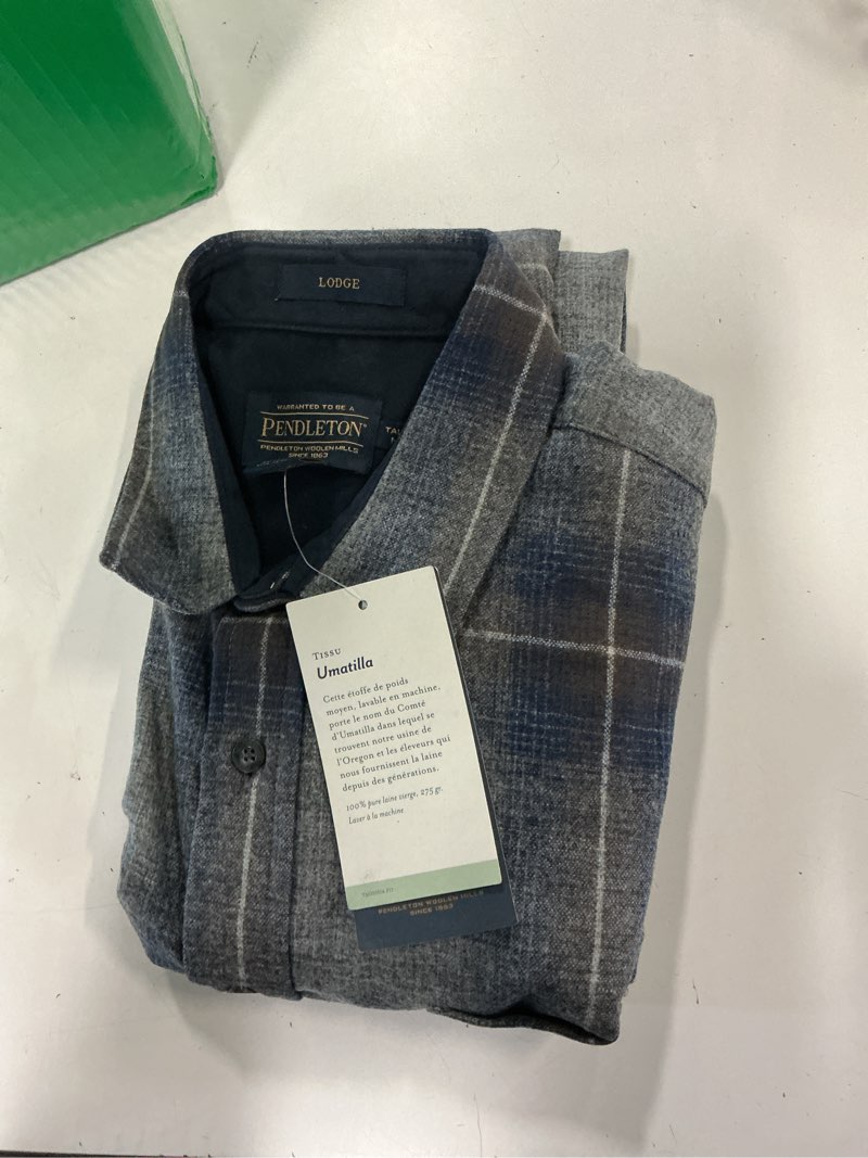 Condition photo showing Good Condition for Pendleton Men's Lodge Shirt in machine-washable Umatilla wool.  