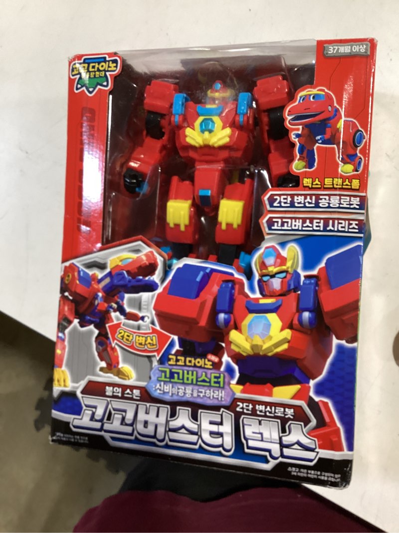 Condition photo showing Good Condition for gogo dino 2-in-1 transforming dino robot rex