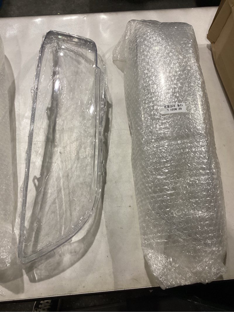 Condition photo showing New/Like New for 1 Pair Left Right Side Car Front Headlight Headlamp Lens Cover PC Shell for BMW E39 Facelift 525i 528i 1996-2003 4 Door 63128375301 63128375302 Durable Material