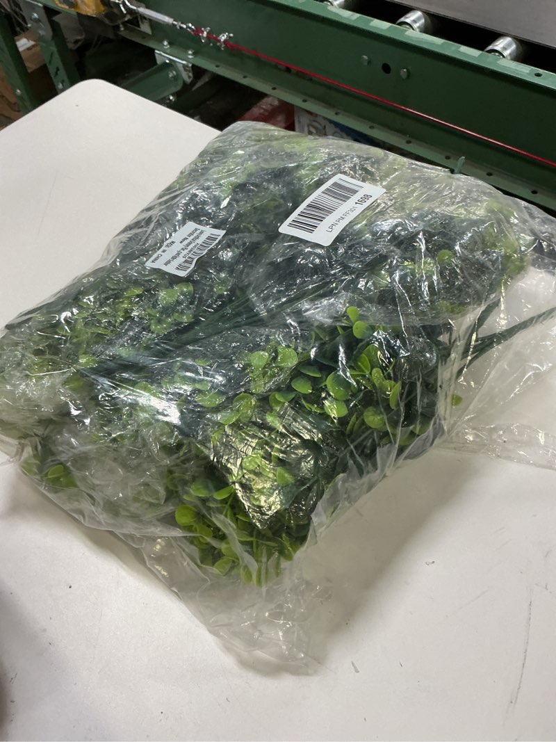 Condition photo showing Good Condition for Lnoicy Artificial Greenery Plants Outdoor UV Resistant Fake Plants Boxwood Shrubs Grass,20 Bundles for Farmhouse Home Garden Office Patio Backyard Wedding and Indoor Outdoor Decoration Green 20
