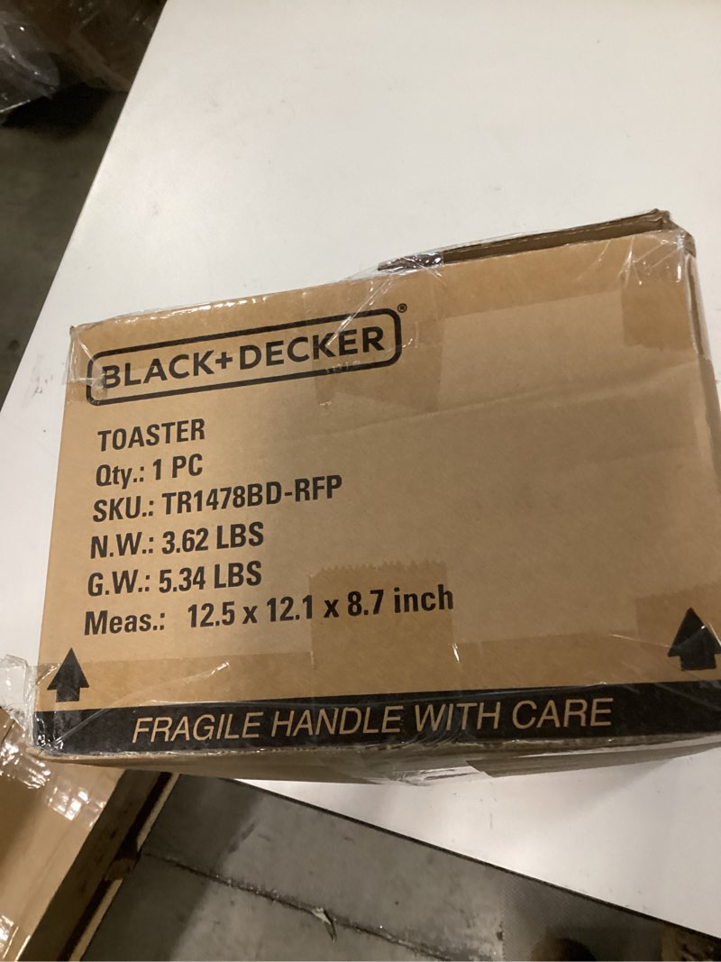 Condition photo showing New/Like New for BLACK+DECKER 4-Slice Toaster, Extra Wide Slots, 7 Shade Settings, 1400 Watts, Frozen and Bagel Buttons, Toast Shade Selector, Extra Lift 4-Slice Black